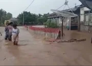 Banjir Landa Desa Doro Halsel, BPBD Tinjau Lokasi