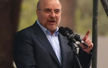 Ketua Parlemen Iran Mohammed Bagher Ghalibaf berpidato tegas menolak propaganda Amerika Serikat terkait pasar energi.