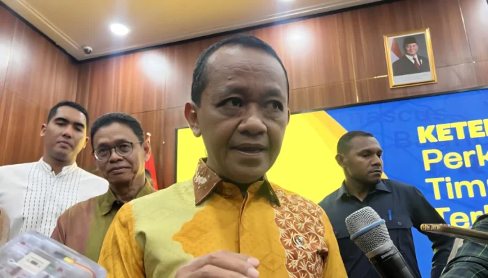 Ajudan Menteri Bahlil Pukul Wartawan di Musda Golkar Malut!