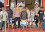 Tambal Jalan Rusak Sambil Pungut Uang, Warga Jailolo Diamankan Polisi