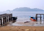 Pemandangan pesisir Halmahera Selatan saat cuaca panas terik dampak Super El Nino BMKG Labuha